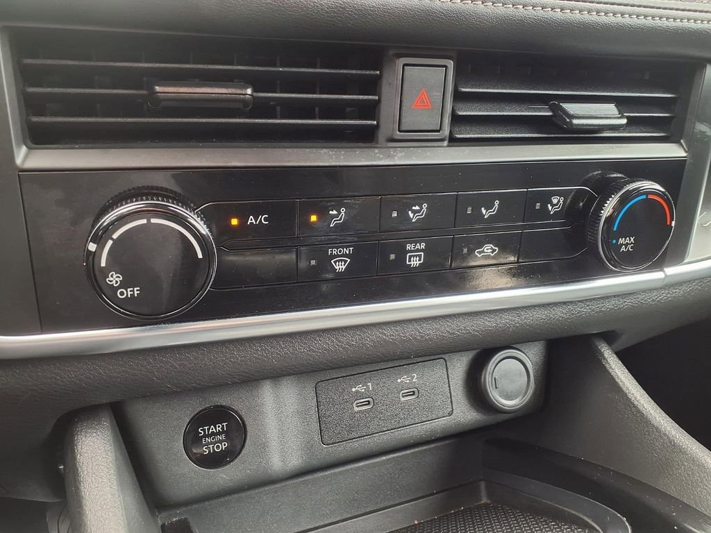 Certified 2024 Nissan Rogue S image 9