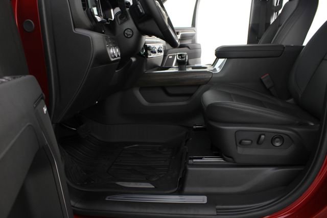 New 2026 GMC Sierra 1500 SLT image 19