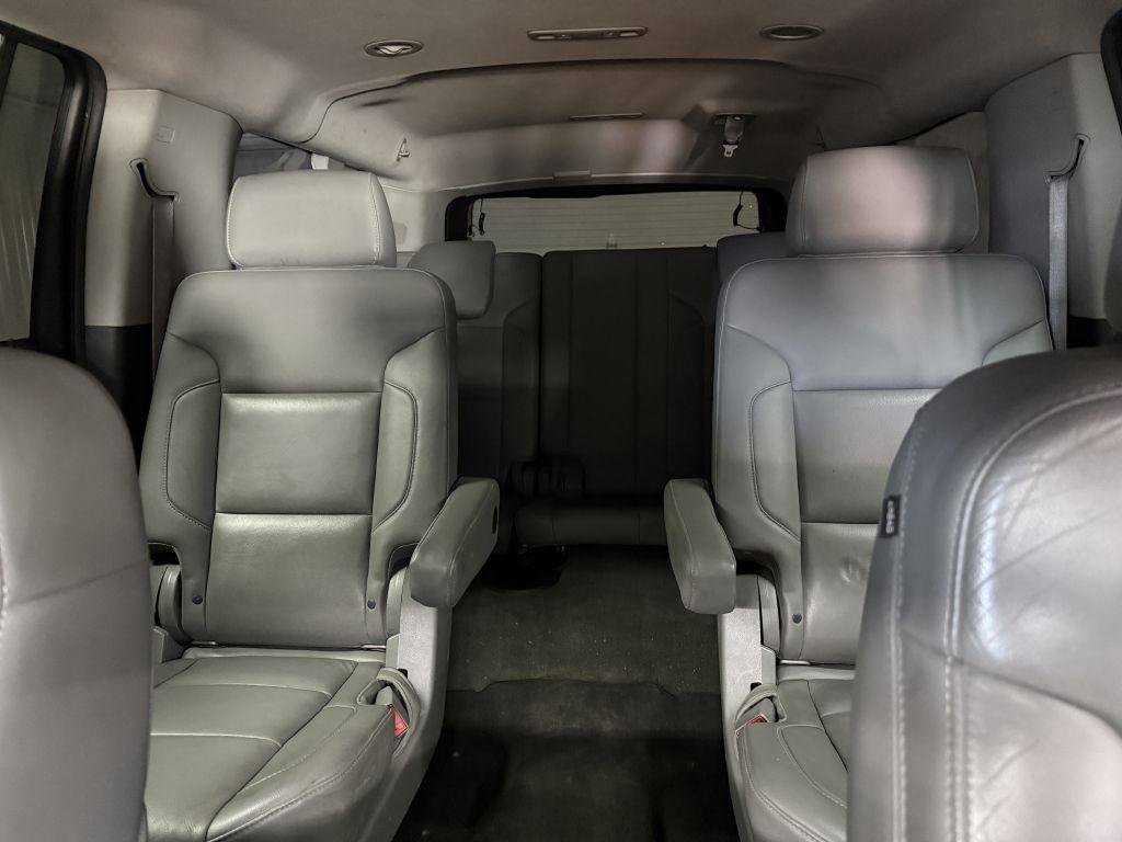Used 2015 Chevrolet Suburban LT image 10