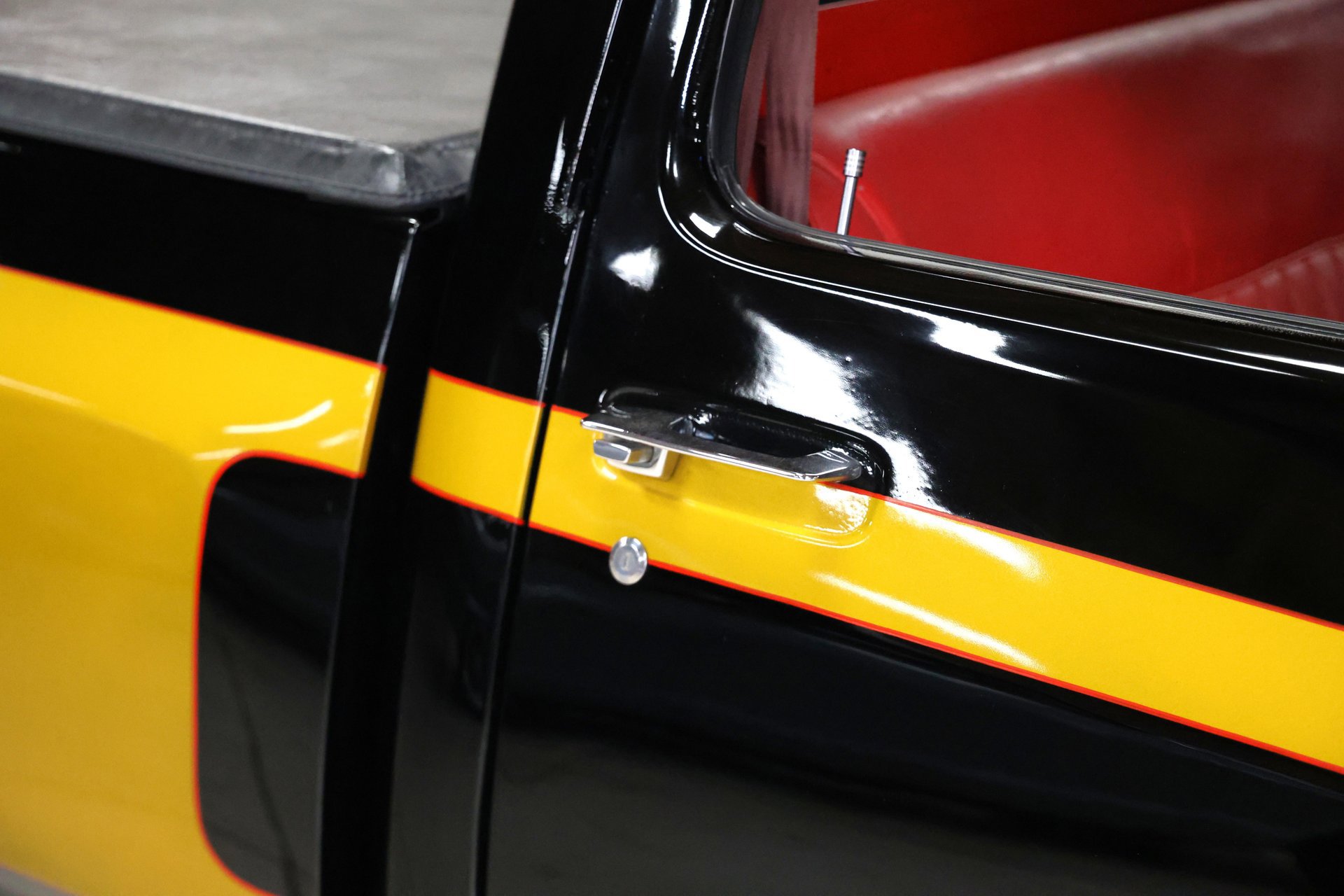 Used 1992 Dodge D/W Truck 150 image 26