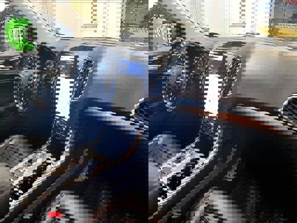 Used 2023 Ford Edge SEL AWD/4WD image 14