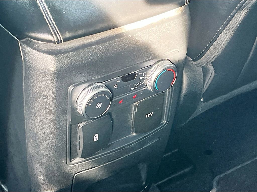 Used 2022 Ford Explorer Limited image 26