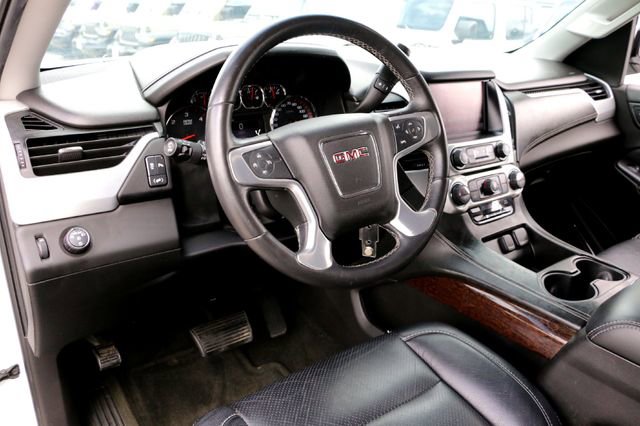 Used 2016 GMC Yukon SLE w/ Convenience Package image 9