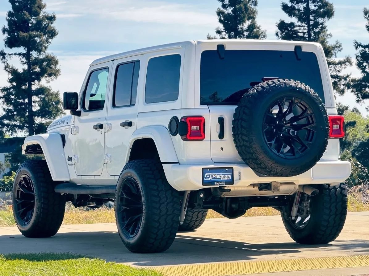 Used 2021 Jeep Wrangler Unlimited Sport AWD/4WD image 6