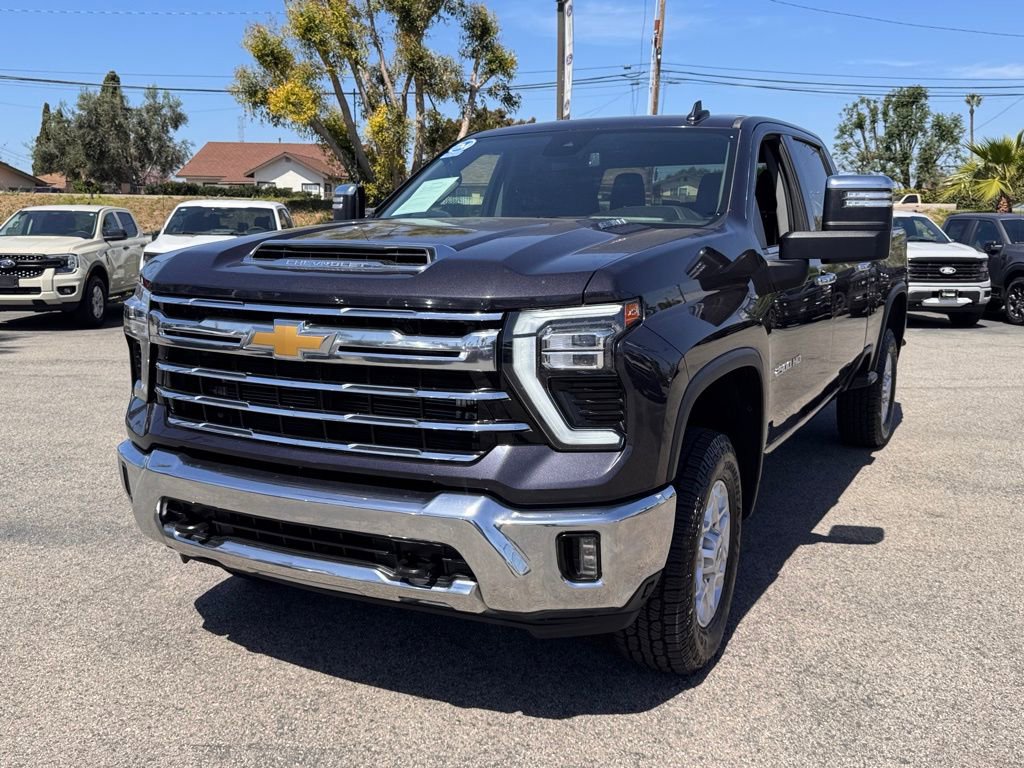 Used 2024 Chevrolet Silverado 2500 LTZ image 7