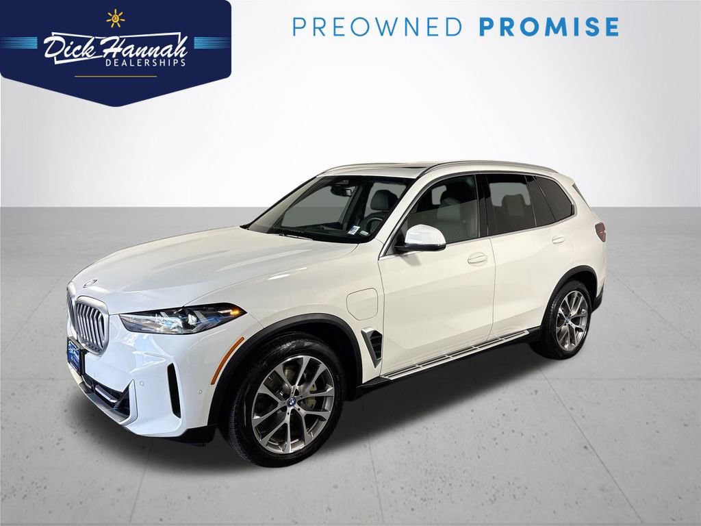 Used 2025 BMW X5 xDrive50e image 1
