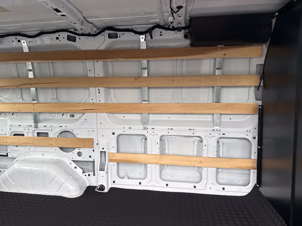 Used 2025 Ford Transit 250 Low Roof w/ Exterior Upgrade Package RWD image 19