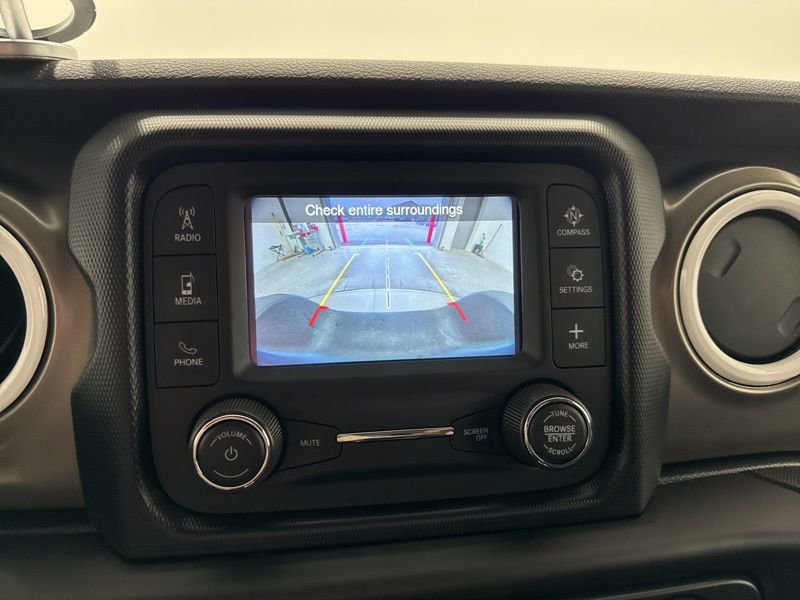 Used 2019 Jeep Wrangler Sport image 24