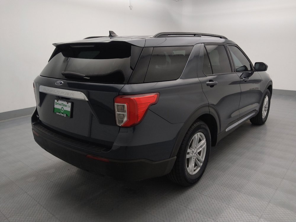 Used 2022 Ford Explorer XLT image 9