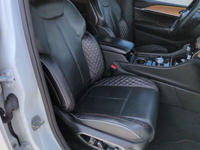 Used 2023 Jeep Grand Cherokee Summit AWD/4WD image 23