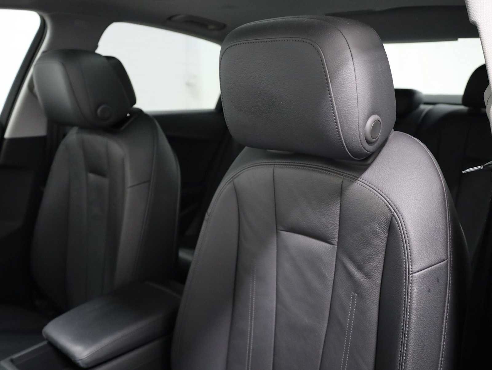 Used 2017 Audi A4 2.0T Prestige w/ Prestige Package AWD/4WD image 18