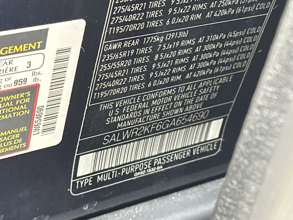 Used 2016 Land Rover Range Rover Sport HSE image 36