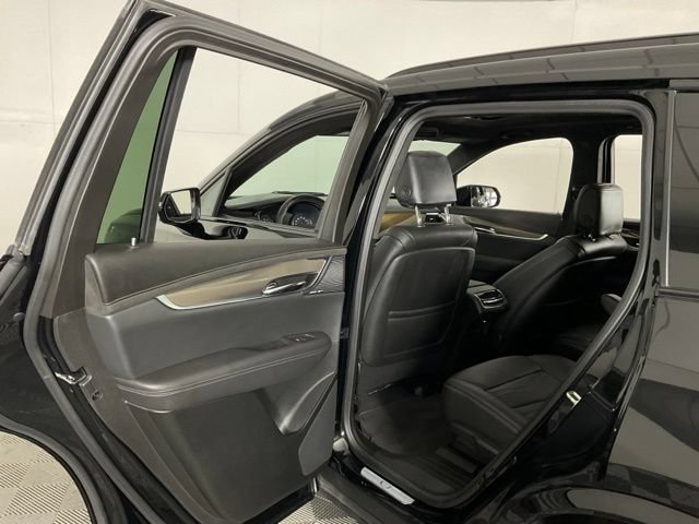 Used 2024 Cadillac XT6 Sport w/ Platinum Package AWD/4WD image 32