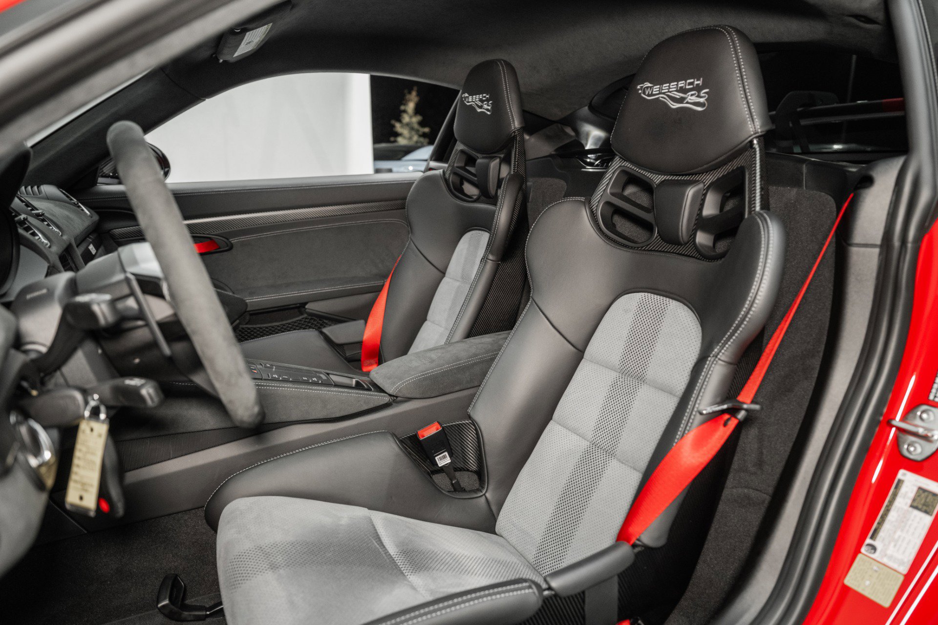 Used 2024 Porsche 718 Cayman GT4 RS image 17