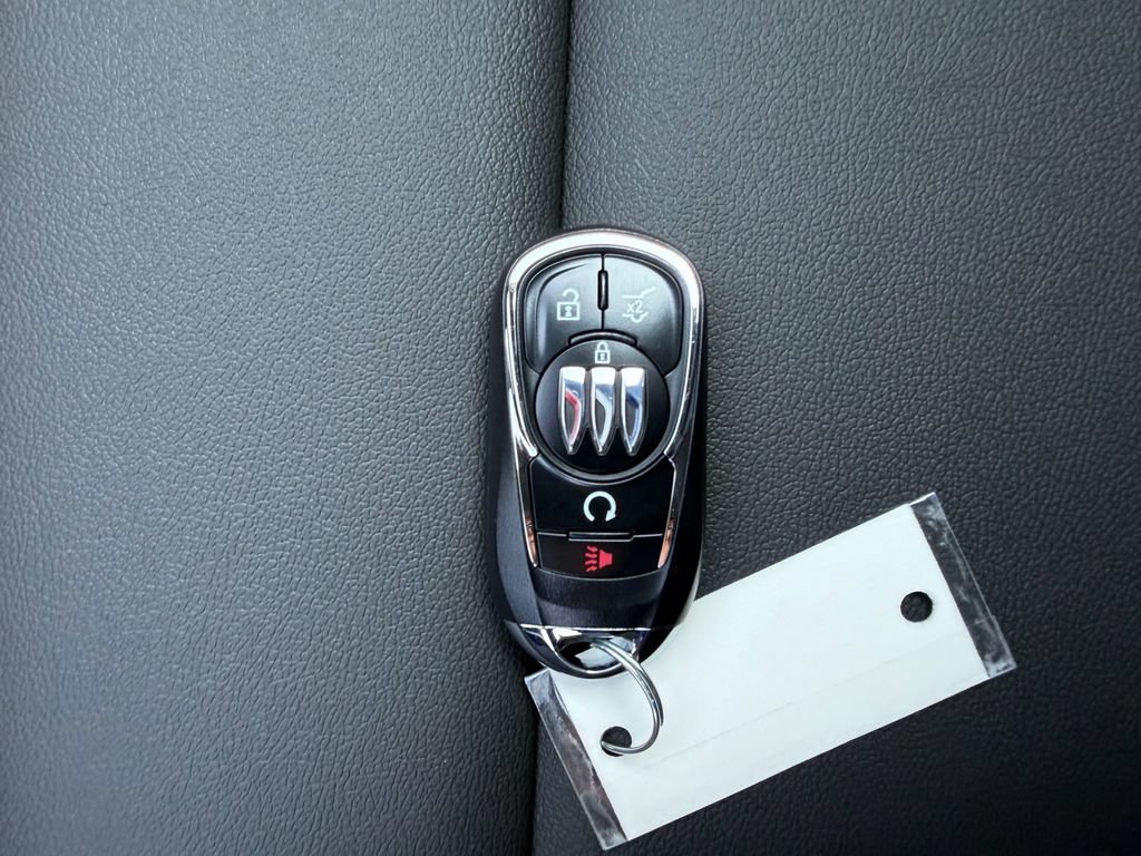 New 2026 Buick Envista Sport Touring w/ Convenience II Package FWD image 31