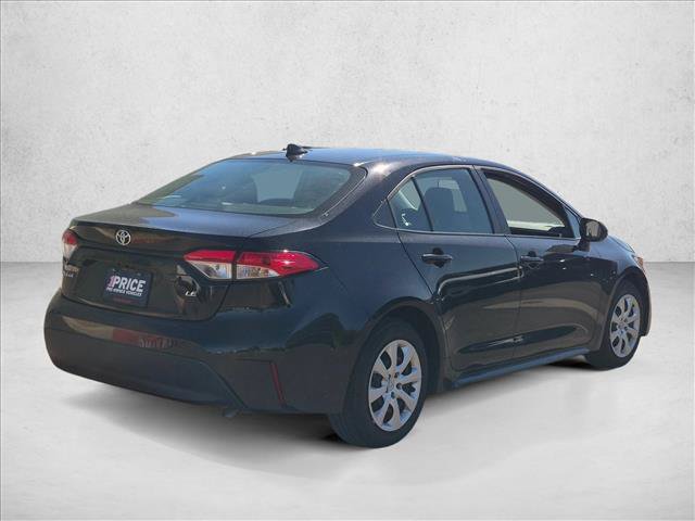 Used 2025 Toyota Corolla LE FWD image 5