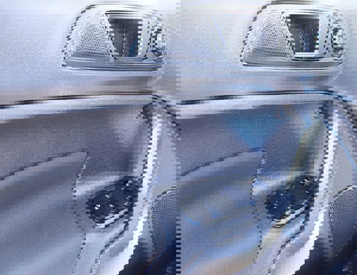 Used 2018 Ford Fiesta SE FWD image 36