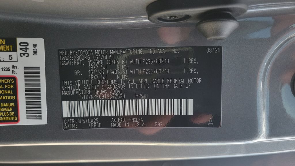 New 2026 Toyota Sienna Limited FWD image 25