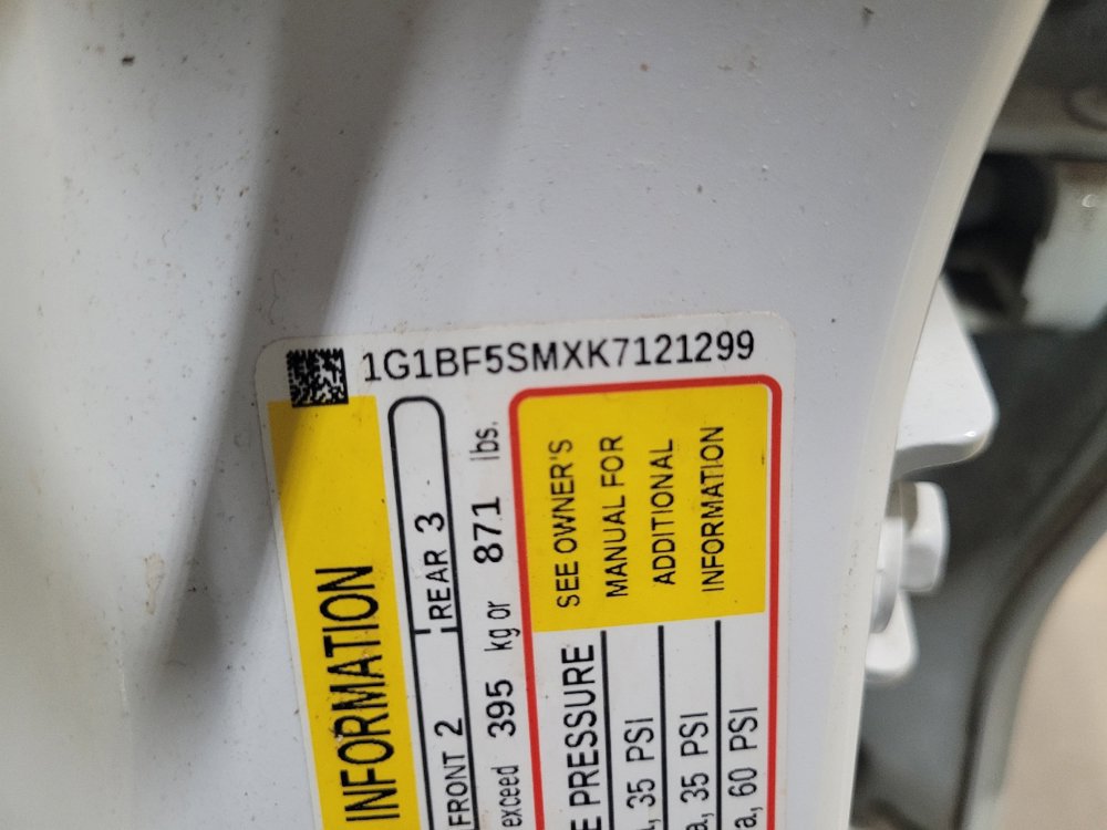 Used 2019 Chevrolet Cruze Premier w/ Driver Confidence II Package FWD image 33