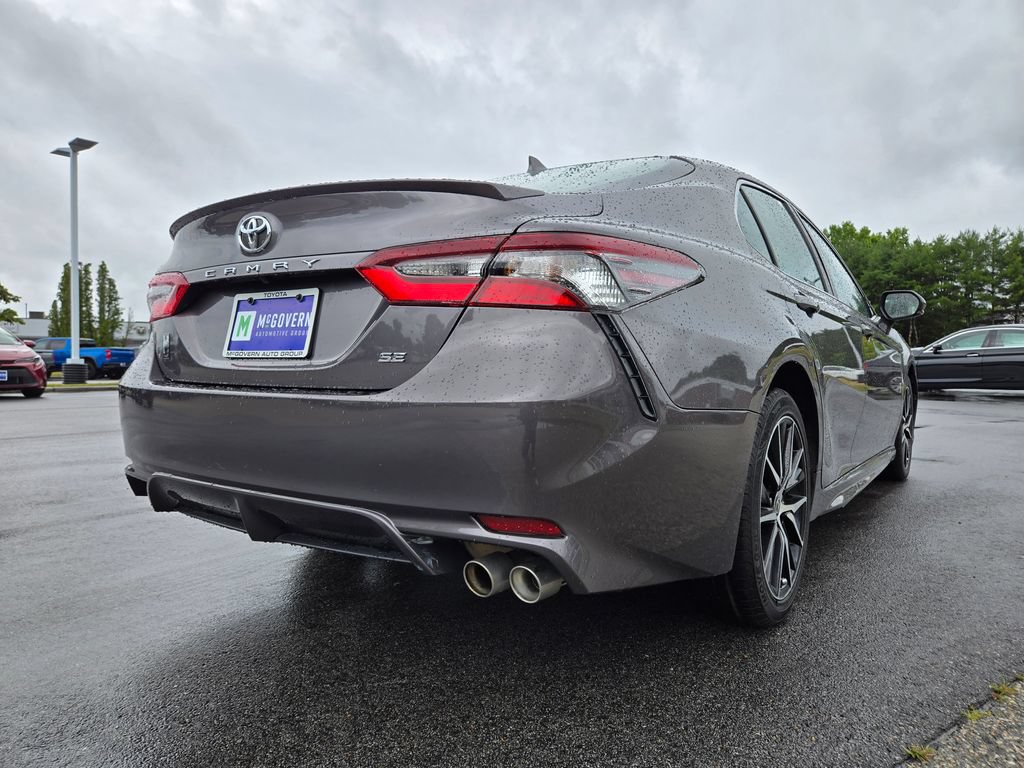 Used 2023 Toyota Camry SE FWD image 6