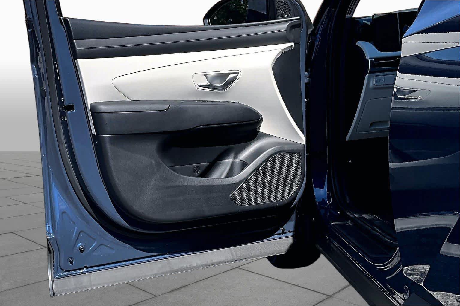 New 2026 Hyundai Tucson SE FWD image 13
