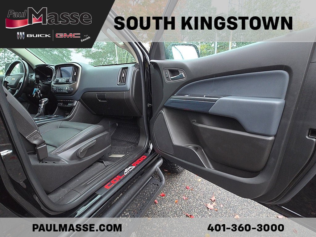 Used 2022 Chevrolet Colorado Z71 w/ Z71 Midnight Edition AWD/4WD image 28