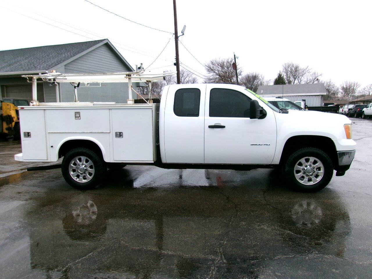 Used 2013 GMC Sierra 3500 W/T w/ Snow Plow Prep Package image 8