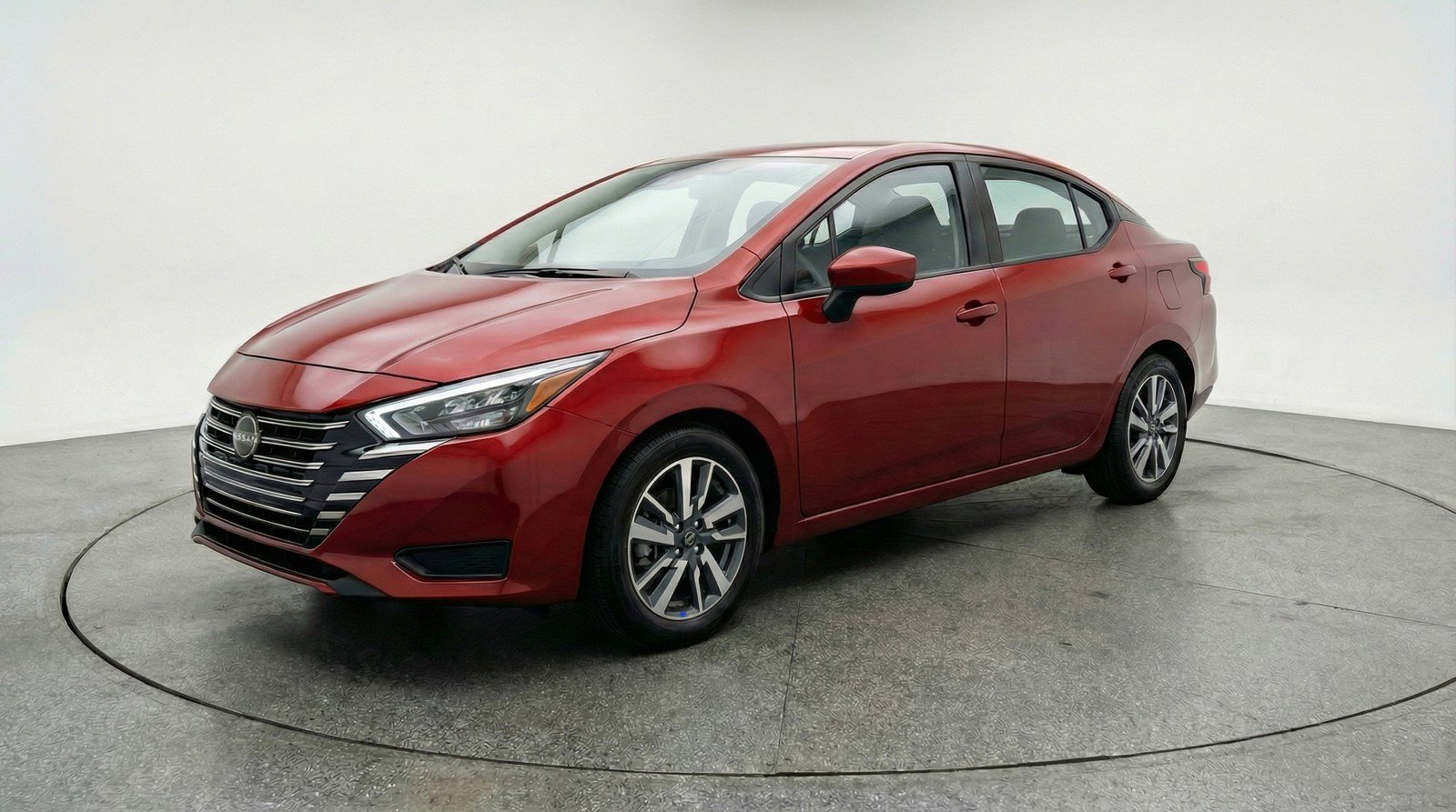 Used 2025 Nissan Versa SV FWD image 3