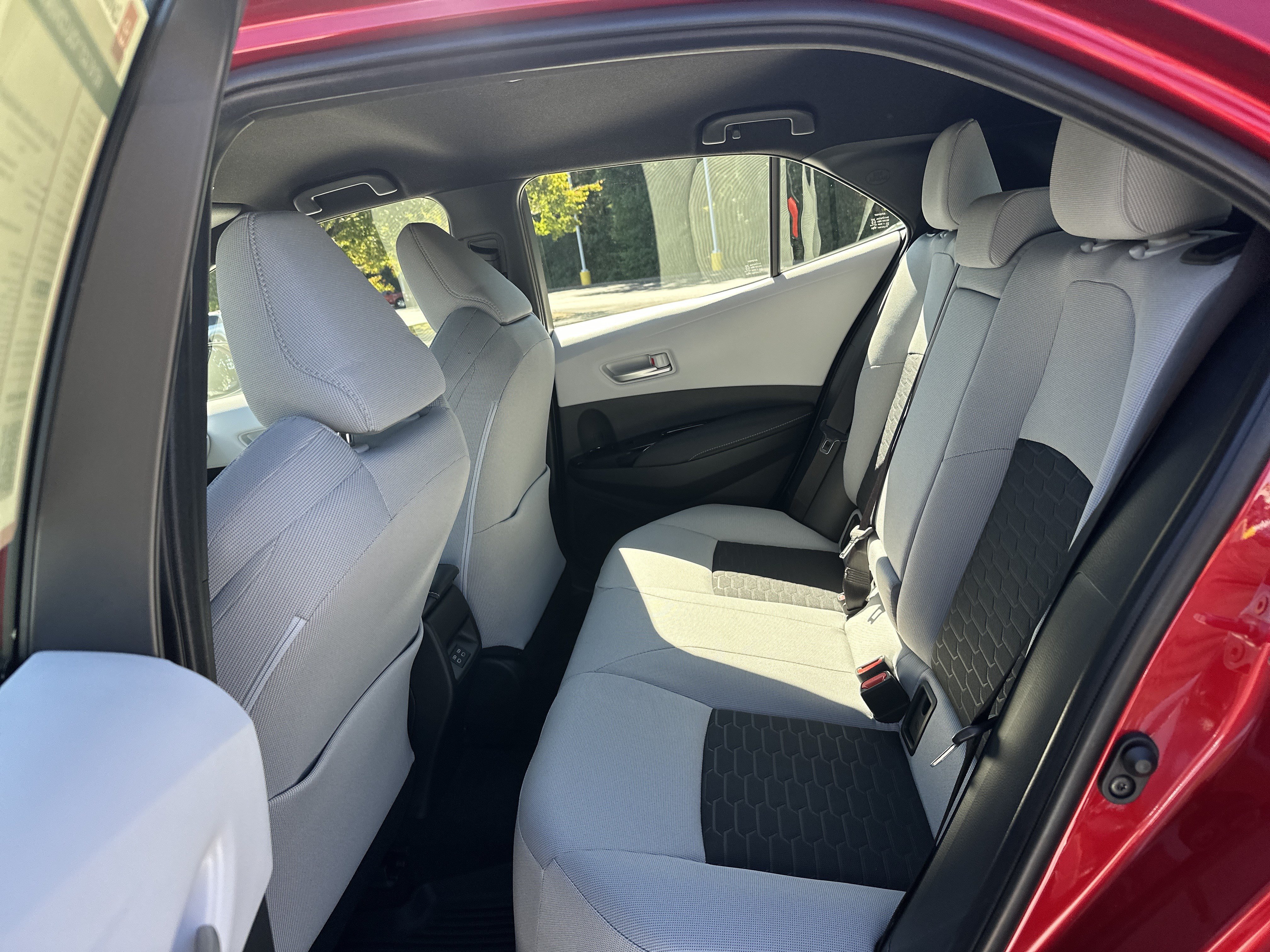 Certified 2026 Toyota Corolla SE FWD image 31