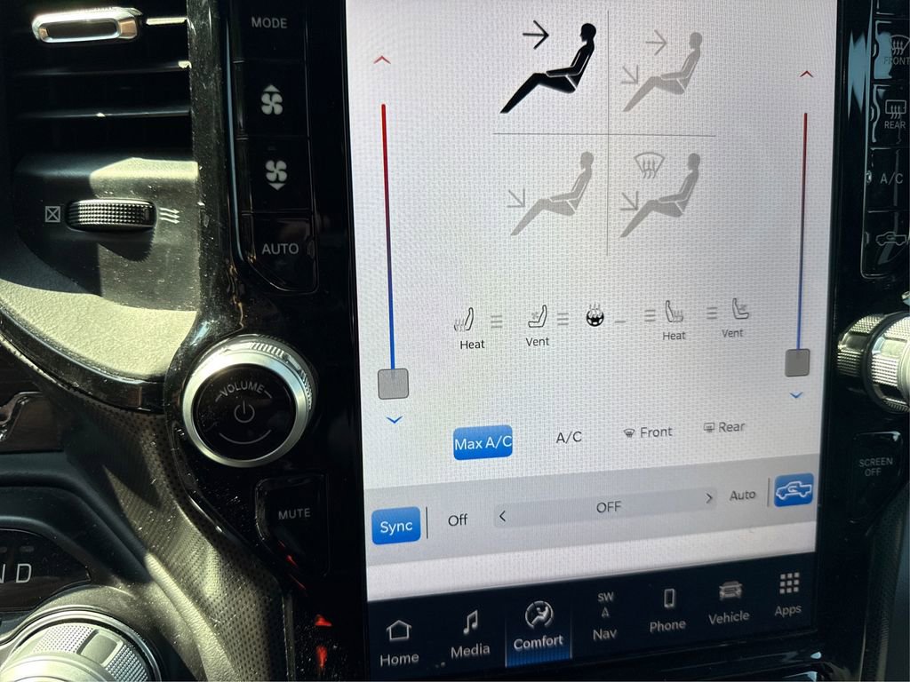 Used 2023 RAM 1500 Limited w/ Body Color Bumper Group image 35