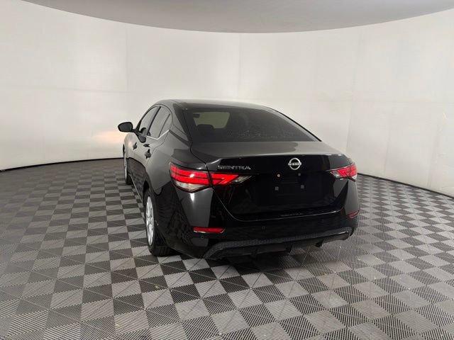 Used 2024 Nissan Sentra S FWD image 16