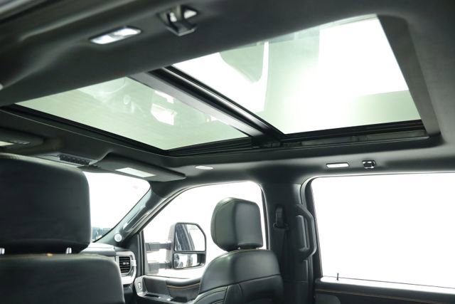 Used 2024 Ford F450 Platinum image 38