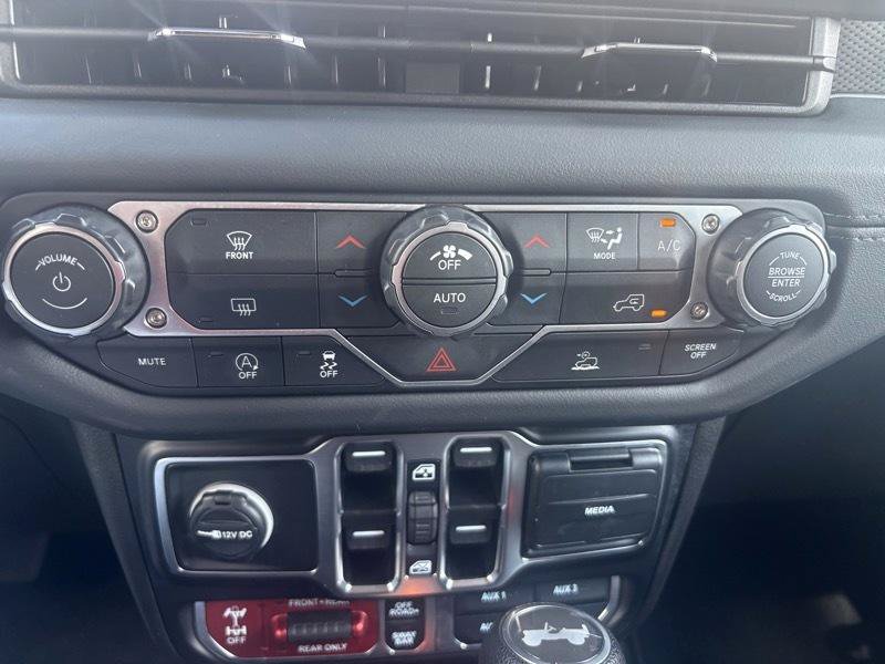 Used 2026 Jeep Wrangler Unlimited Rubicon AWD/4WD image 15