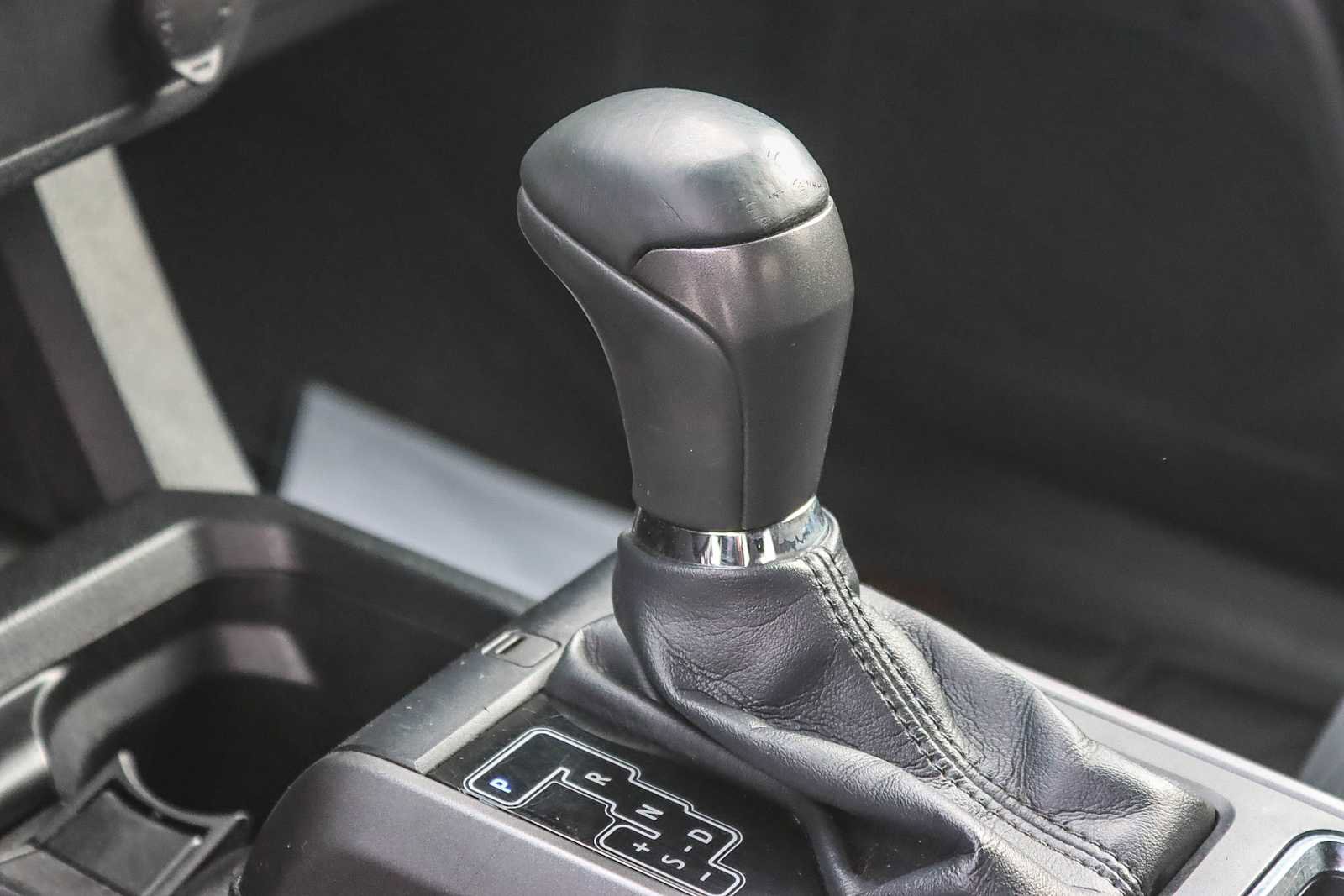 Used 2017 Toyota Tacoma TRD Sport image 18