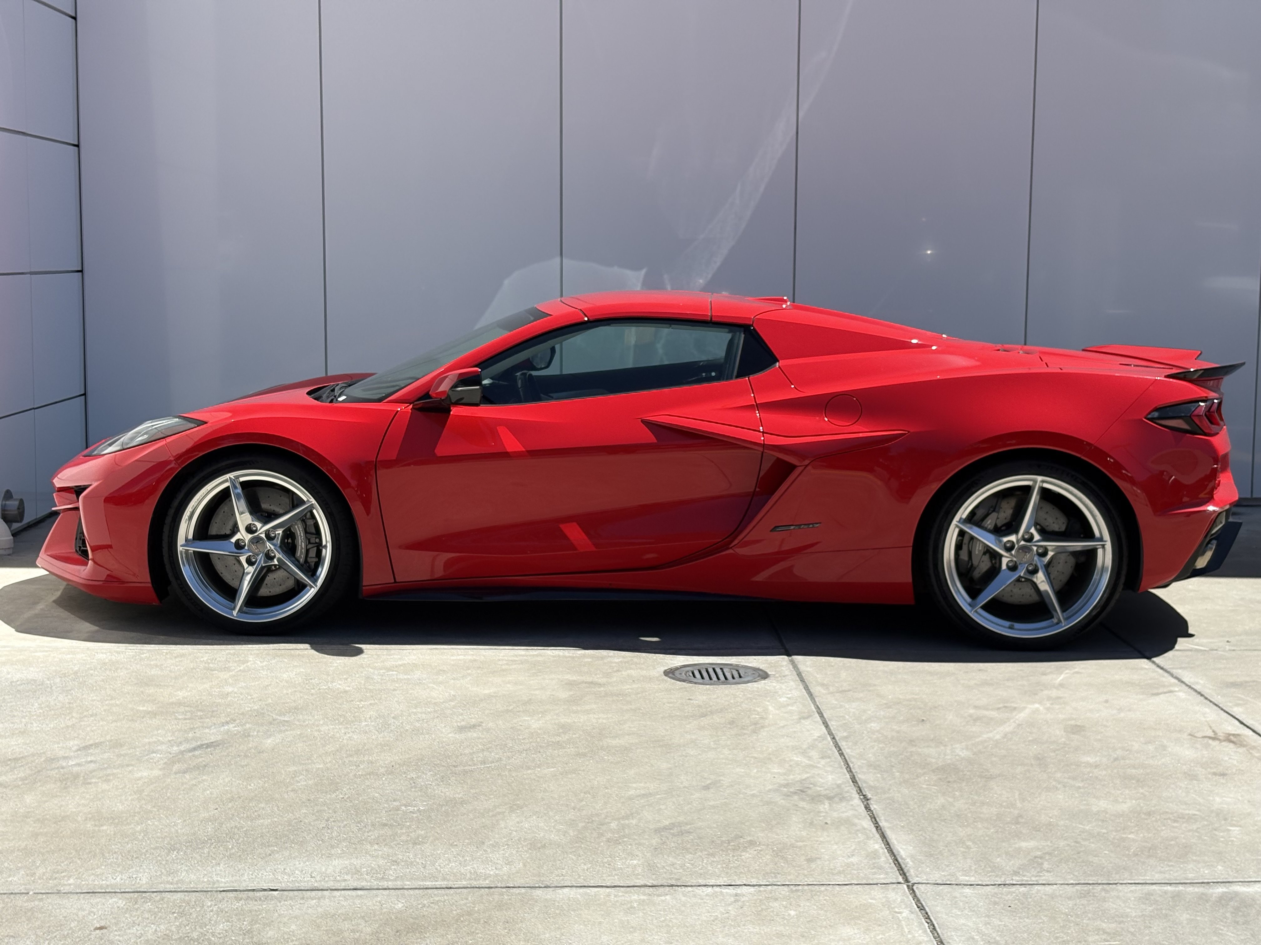 Used 2024 Chevrolet Corvette E-Ray AWD/4WD image 4