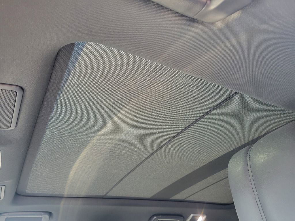 Used 2020 Land Rover Range Rover Sport HSE image 17