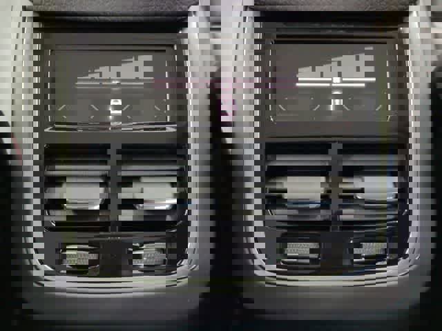 Used 2018 Volvo XC60 T6 Inscription w/ Convenience Package image 42