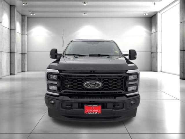 Used 2025 Ford F350 Lariat w/ Black Appearance Package image 2