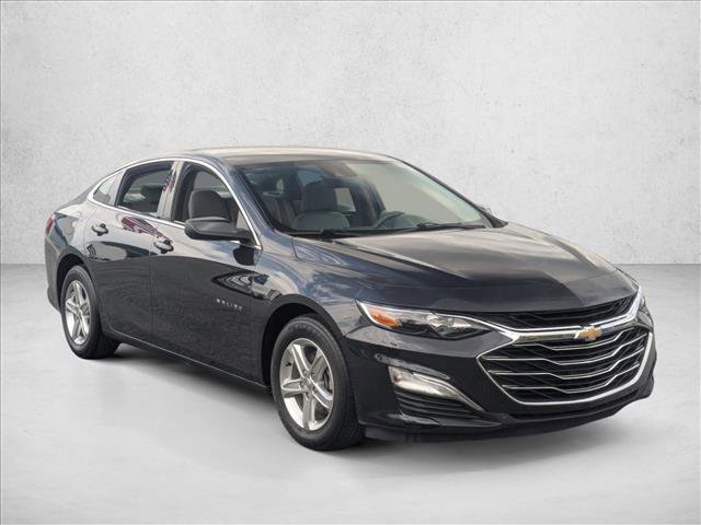 Used 2023 Chevrolet Malibu LS w/ Driver Confidence Package FWD image 3