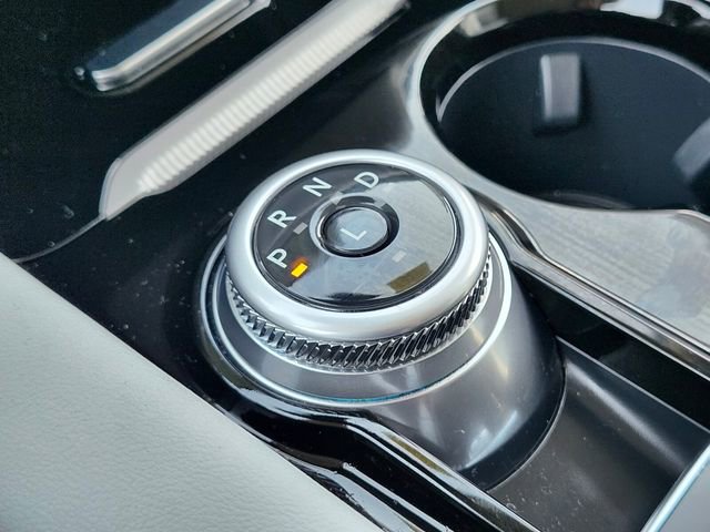 Certified 2025 Ford Explorer Platinum w/ LUX Leather Package image 30