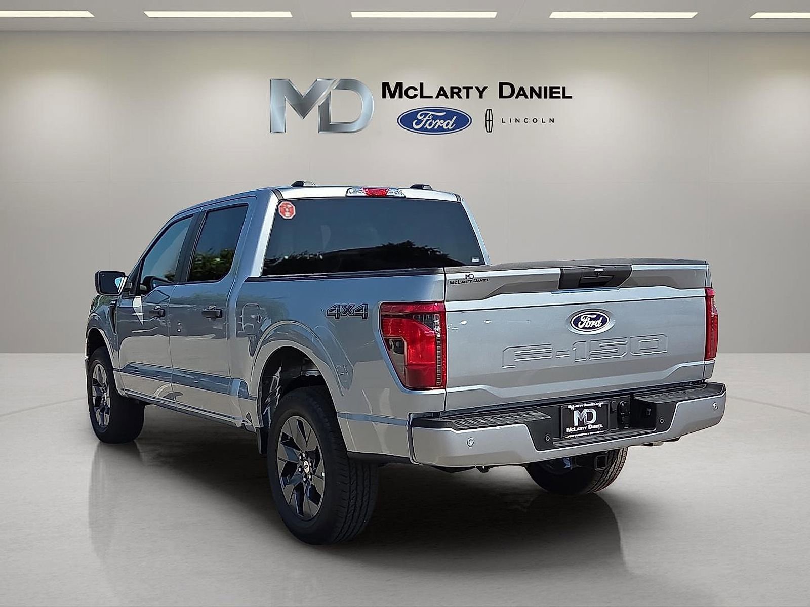 Used 2025 Ford F150 STX w/ Equipment Group 200A AWD/4WD image 4