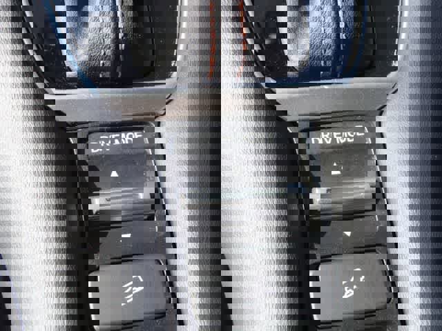 Used 2025 Honda HR-V Sport image 17