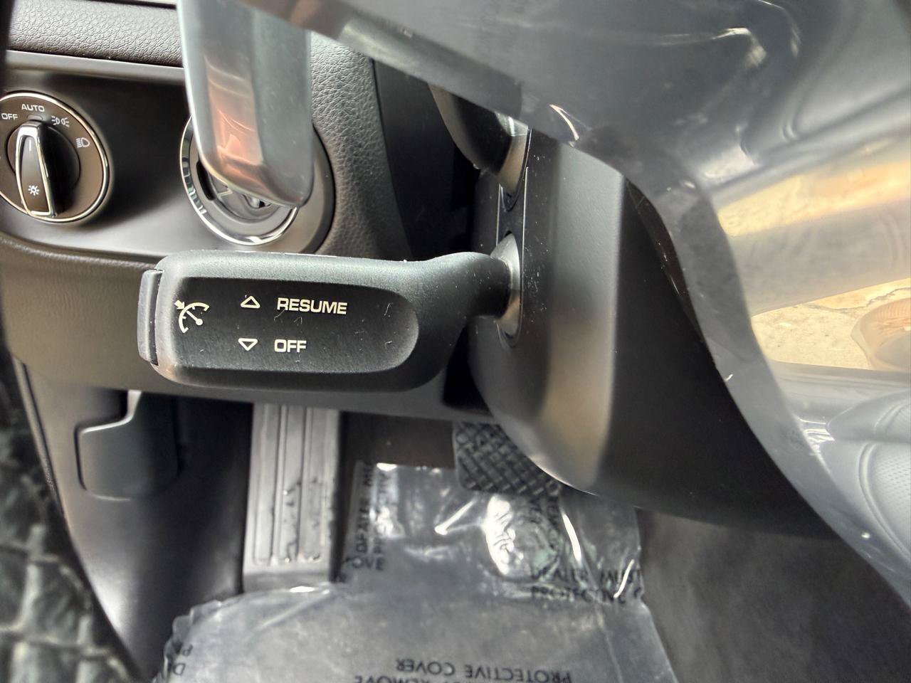 Used 2018 Porsche Macan AWD/4WD image 17