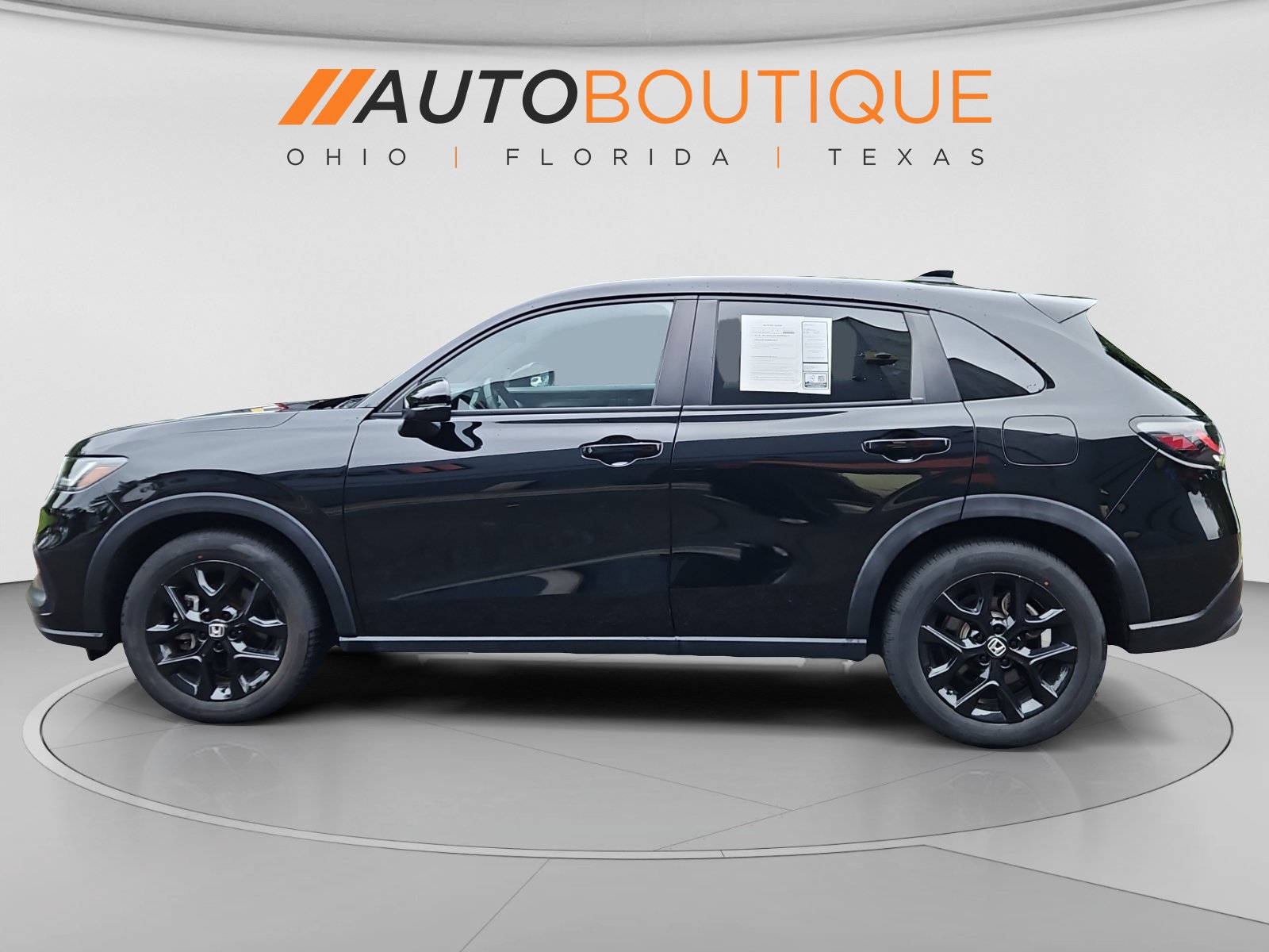 Used 2024 Honda HR-V Sport image 2