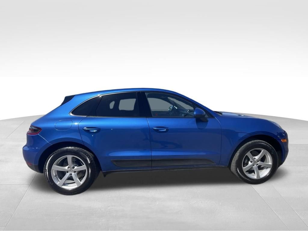 Used 2017 Porsche Macan AWD/4WD image 13