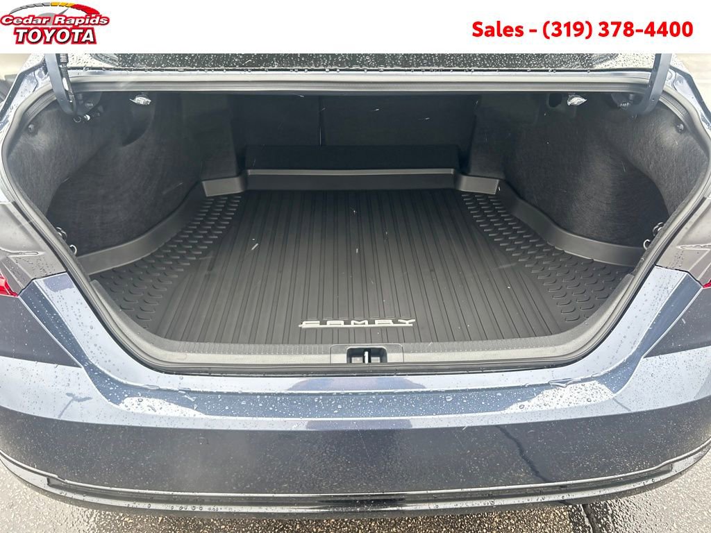 New 2026 Toyota Camry Hybrid image 18