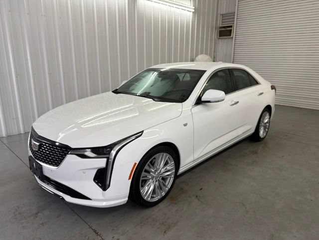 Used 2026 Cadillac CT4 Premium Luxury RWD image 3