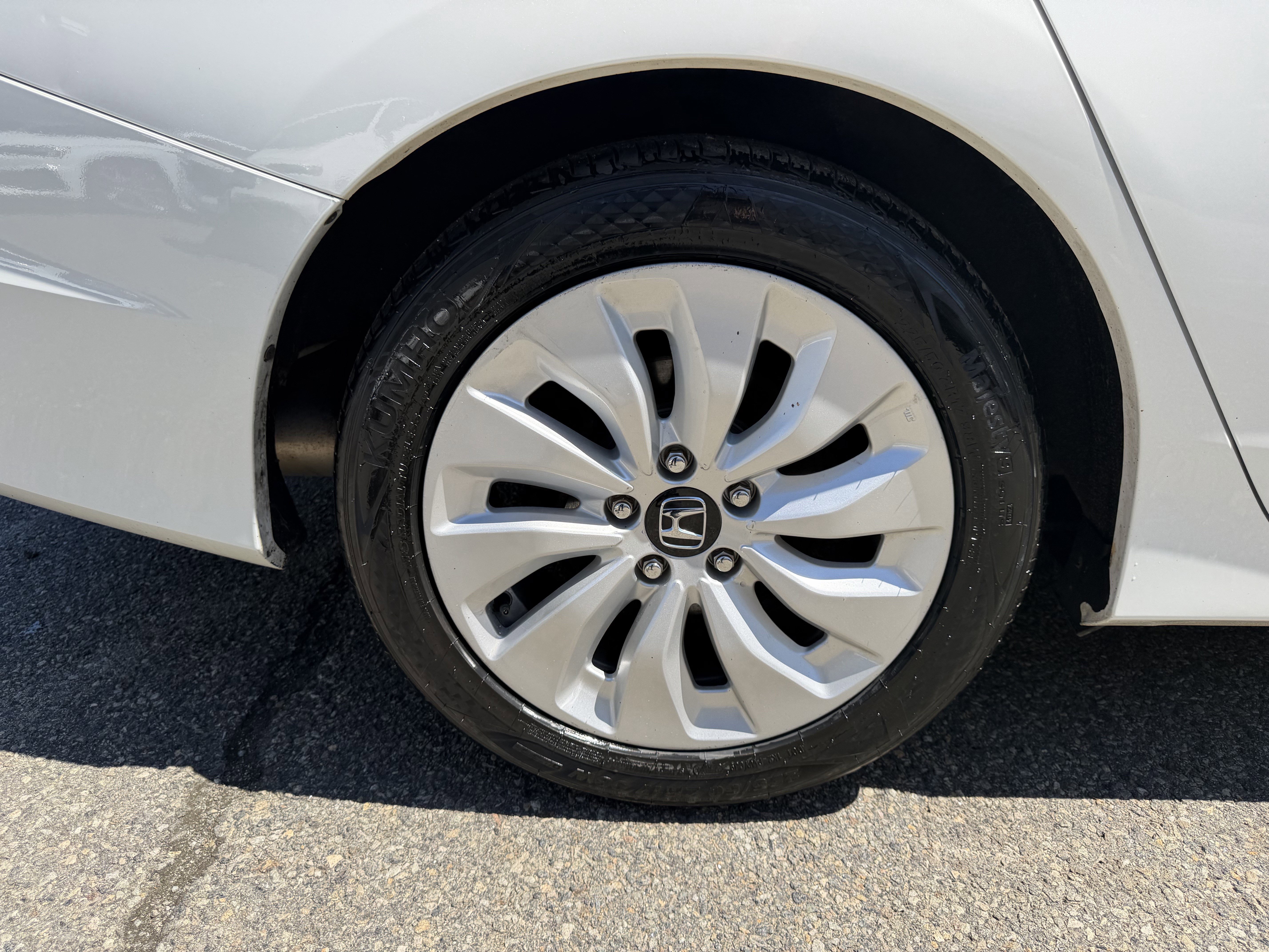 Used 2015 Honda Accord EX-L image 12