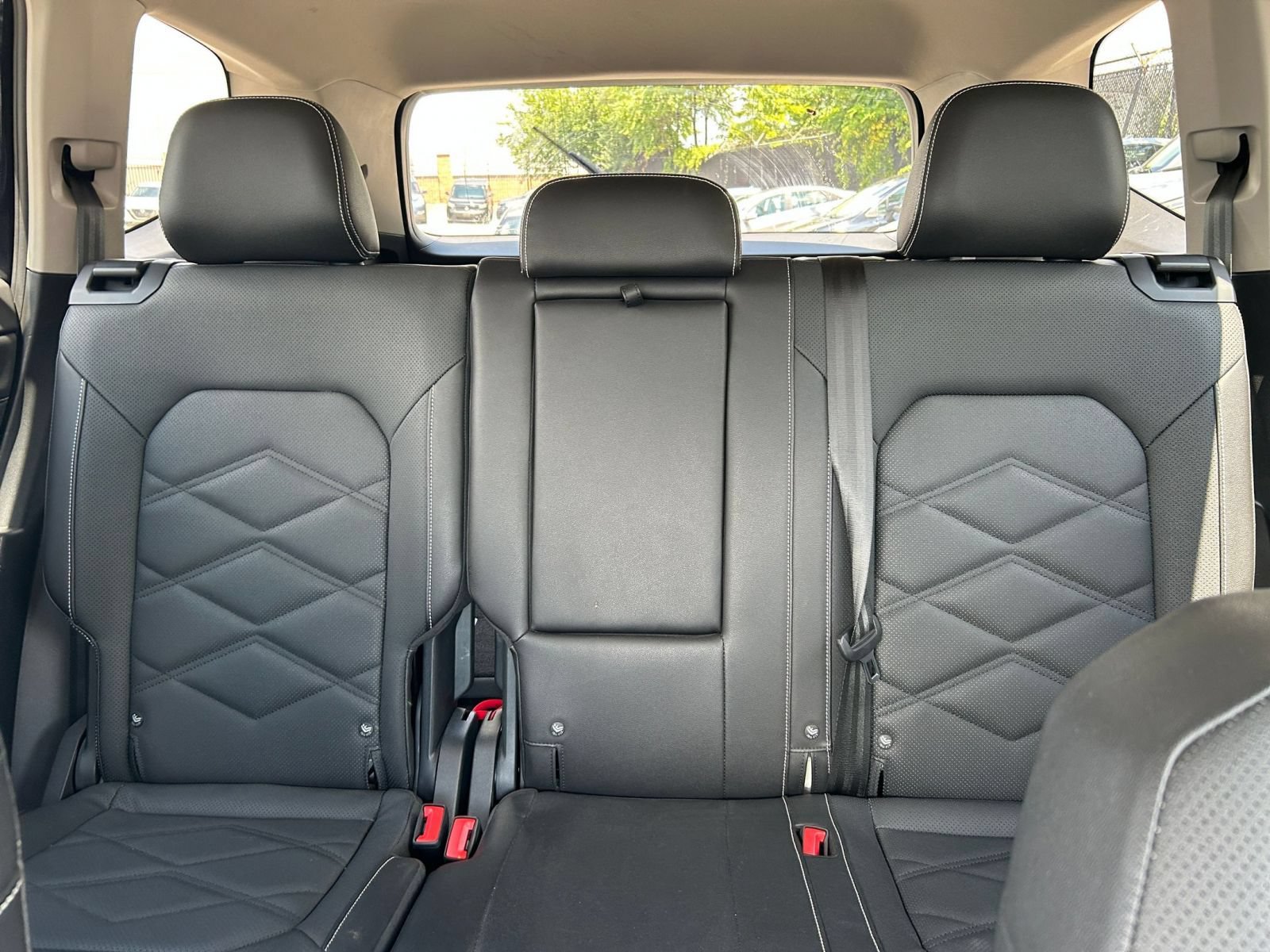 Used 2026 Volkswagen Atlas SE FWD image 35