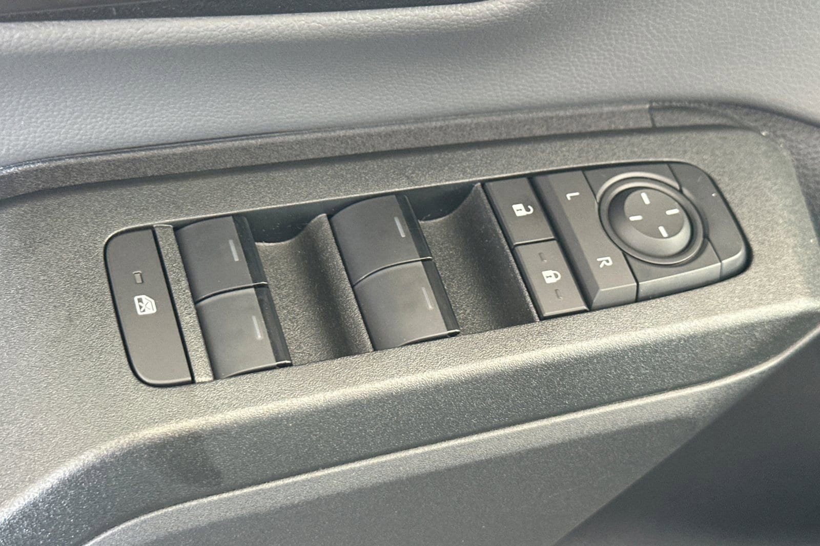New 2026 Toyota RAV4 SE image 11